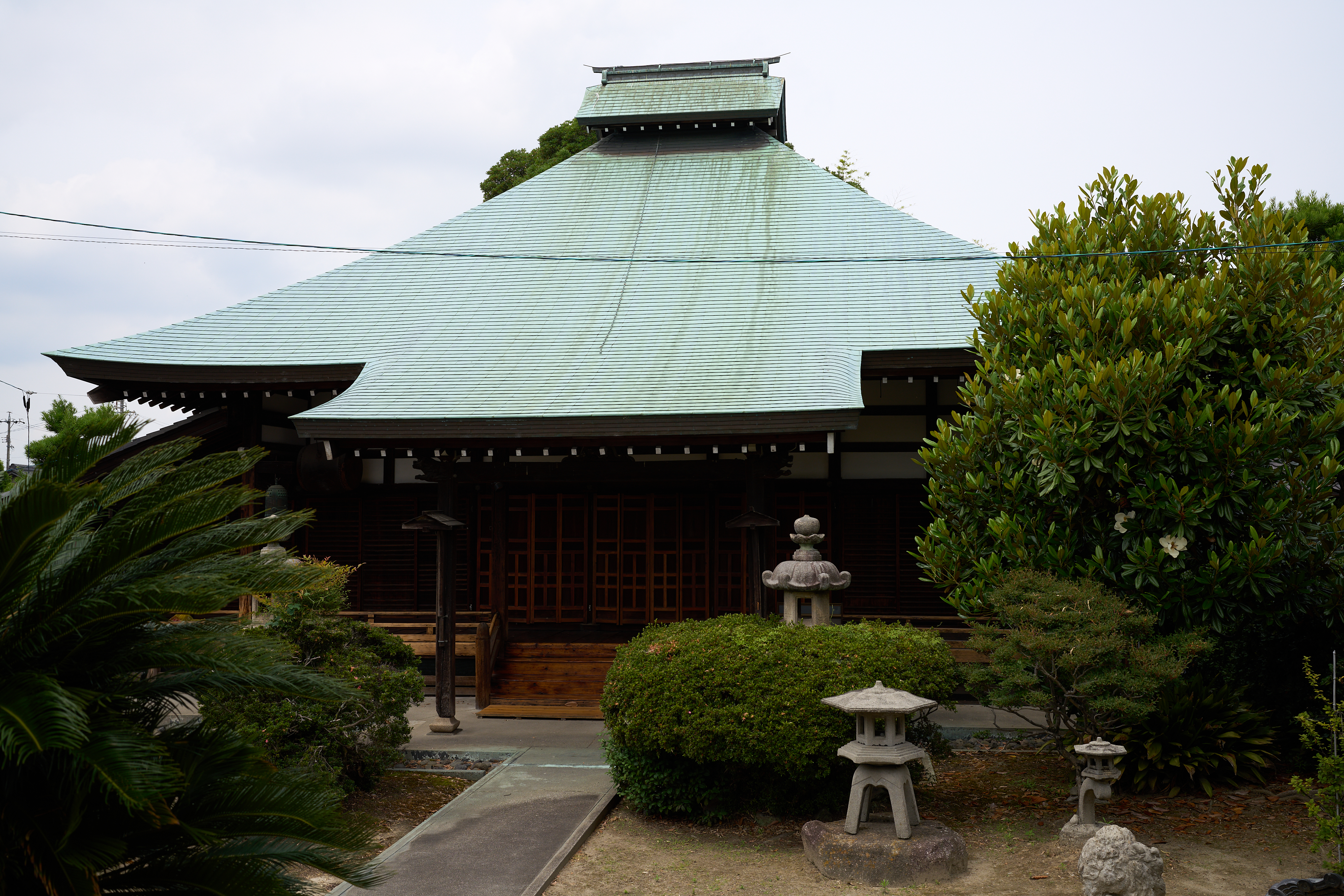 法信寺 本堂外観
